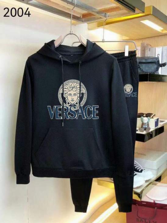 Picture of Versace Sweater Suits _SKUVersaceM-5XL13xr32942995
